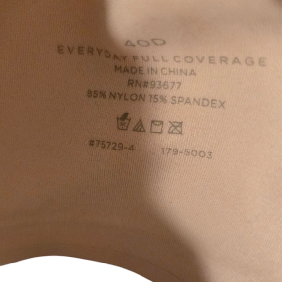 JC Penney Nude Bra size 40d NWT - Picture 3 of 4